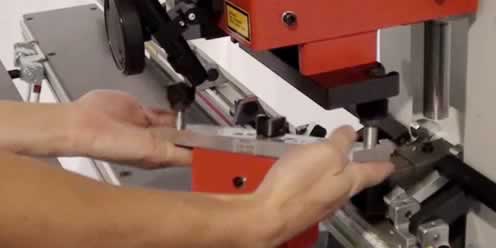 Drilling machine for bottom hinges and window handles - GANNOMAT Expert - Features and Benefits